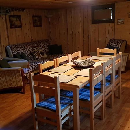 Chata pod skalou Valaská Exteriör bild