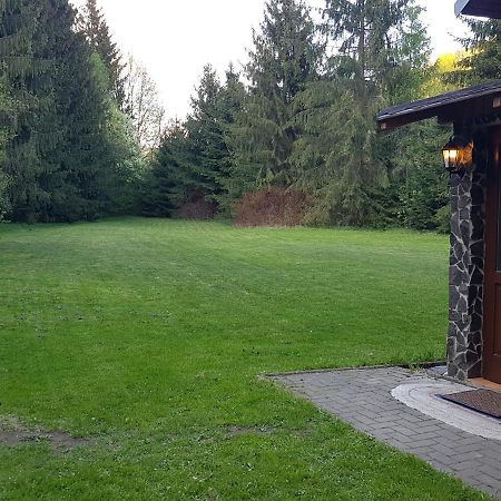 Chata pod skalou Valaská Exteriör bild